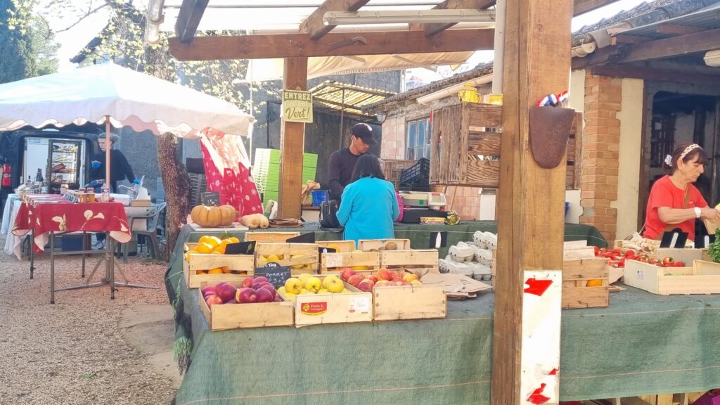 Vente directe producteur légumes frais ferme Vallauris