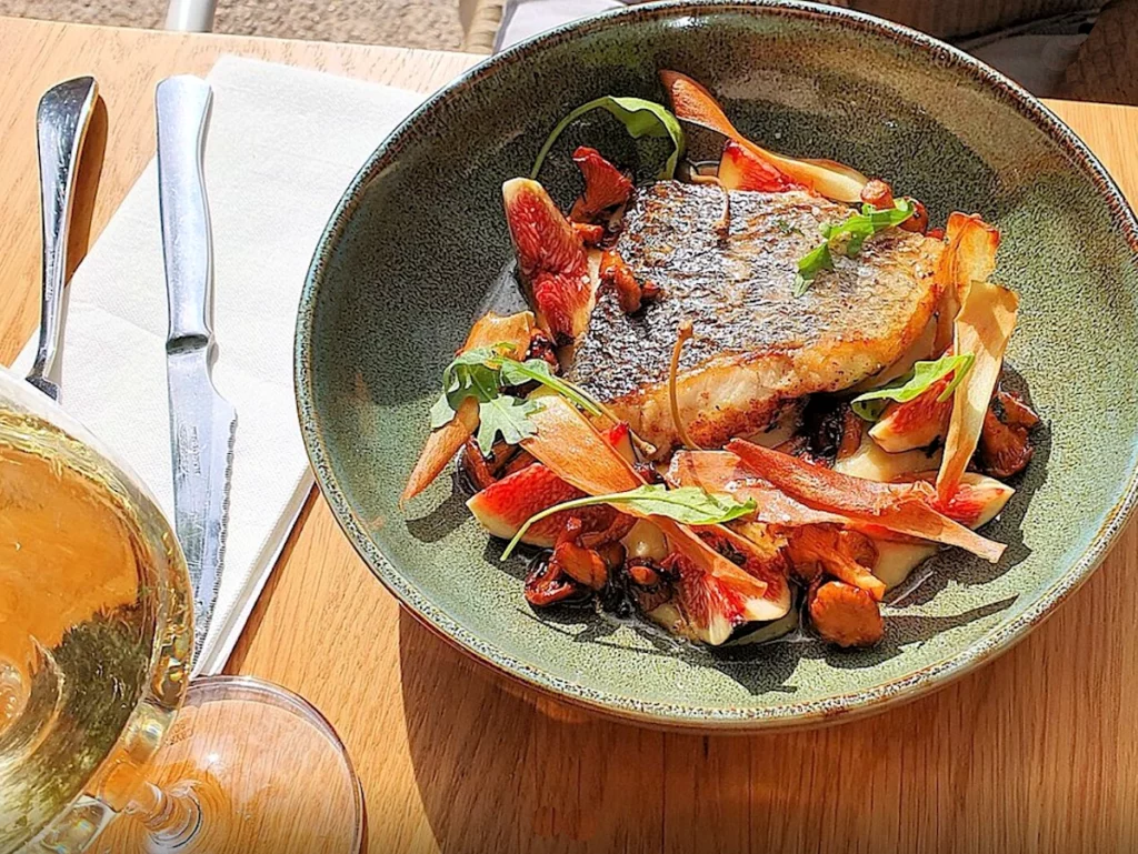 Restaurant Le Safranier à Antibes - Daurade aux figues