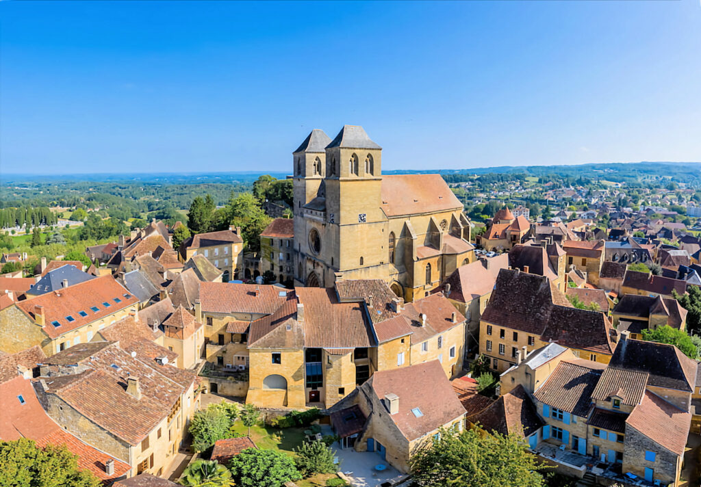 Gourdon, village perché, "plus beau village de France"
