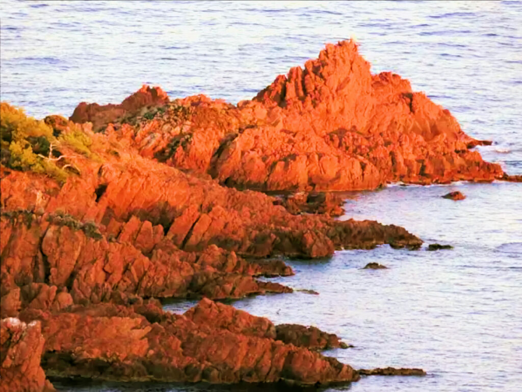 Les roches rouges de l'Estérel