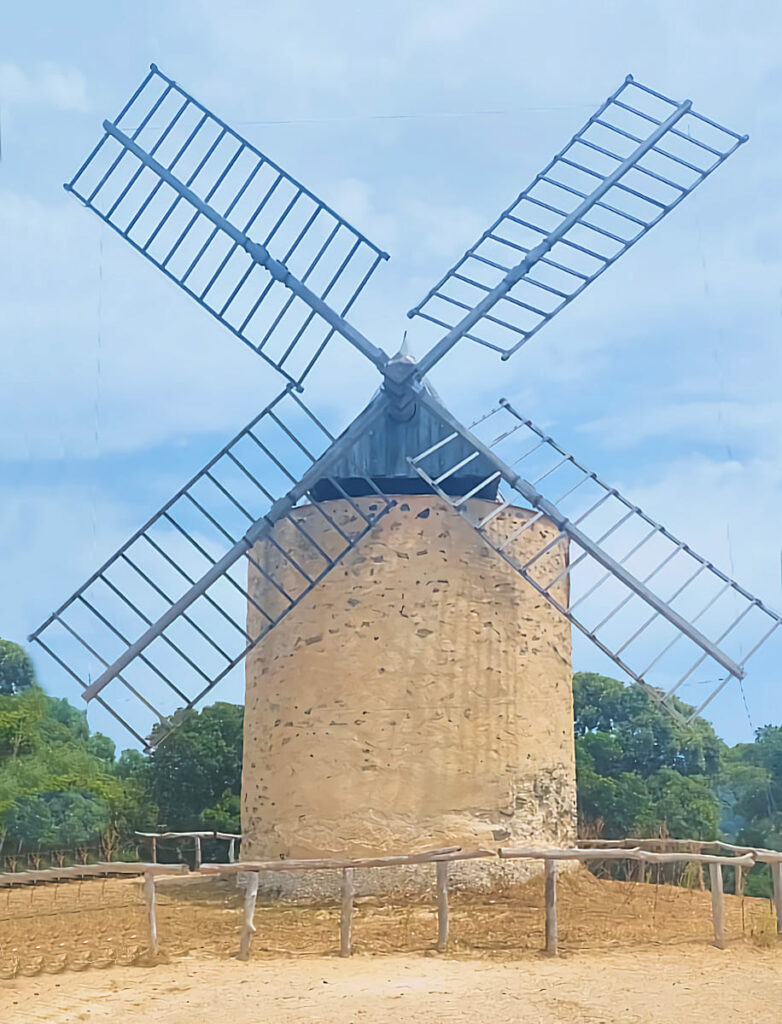 Porquerolles, le moulin du Bonheur