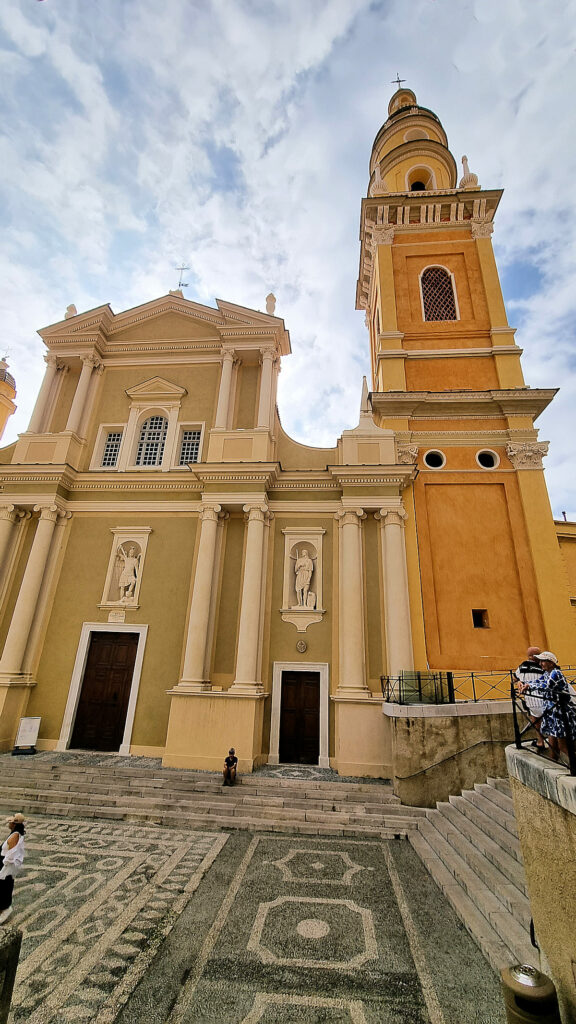 Menton, Basilique Saint-Michel (Vieille-Ville)