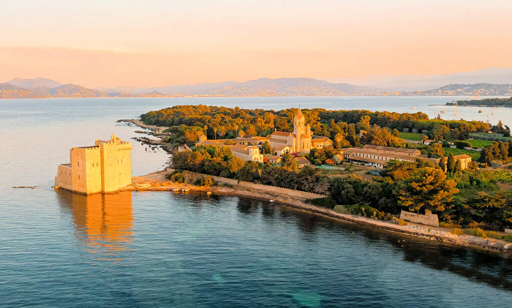 Saint Honorat, monastère cistercien des Lérins