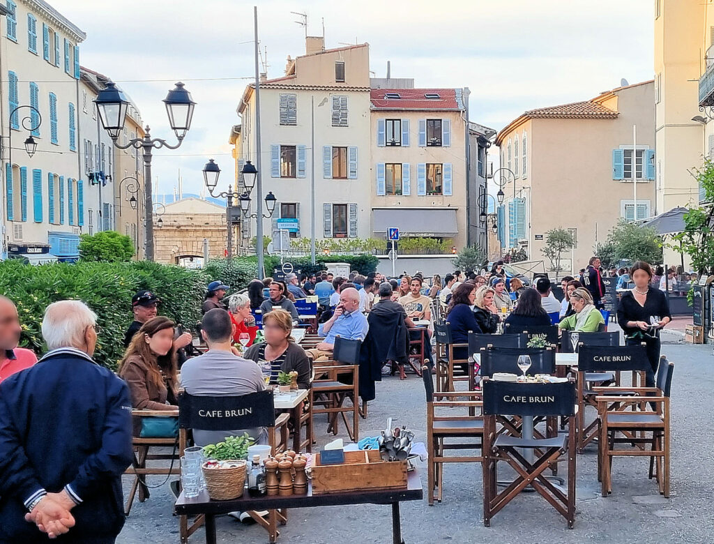 Vieil Antibes, bar restaurant